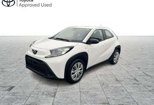 Toyota X play