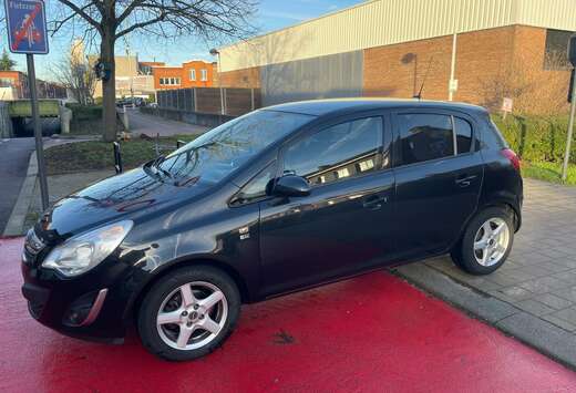 Opel Corsa 1.4 16V 150 Jahre Opel