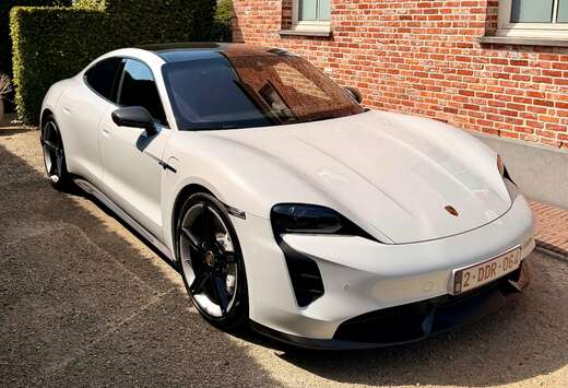 Porsche Taycan 93.4 kWh Taycan GTS
