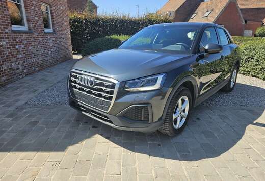 Audi Q2 35 TFSI Business Edition Attraction Str. Busi ...