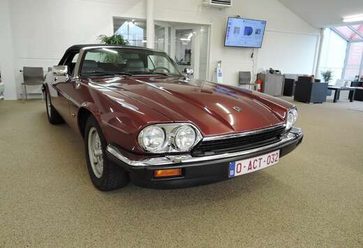 Jaguar Convertible V12