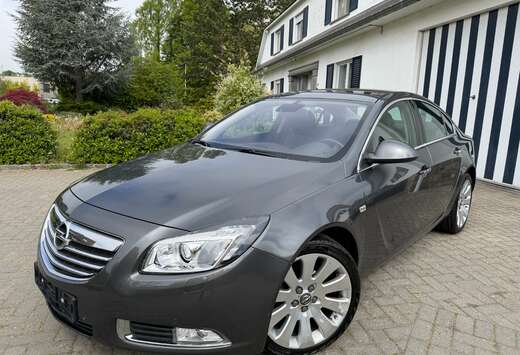 Opel Insignia 2.0 CDTi Cosmo DPF