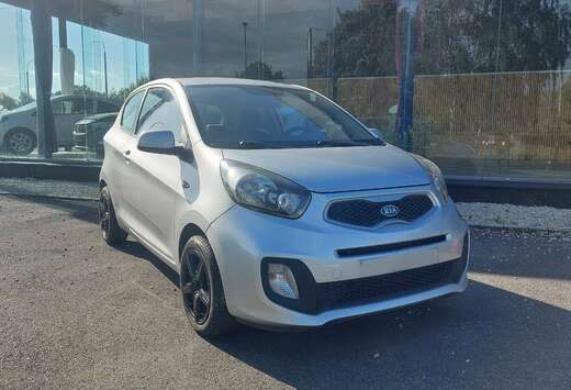 Kia Picanto 1.0i