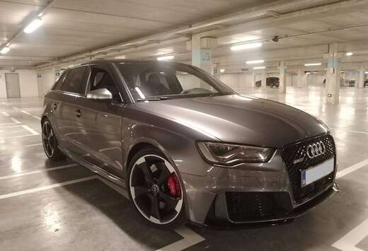 Audi RS3 Sportback 2.5 TFSI Quattro S tronic