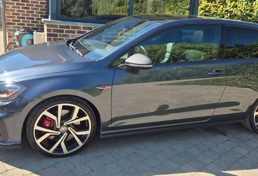 Volkswagen 245cv pano,attache remorque esc,full optio ...