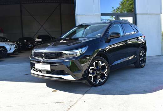 Opel Hybrid4 300 ch AWD BVA8 Ultimate