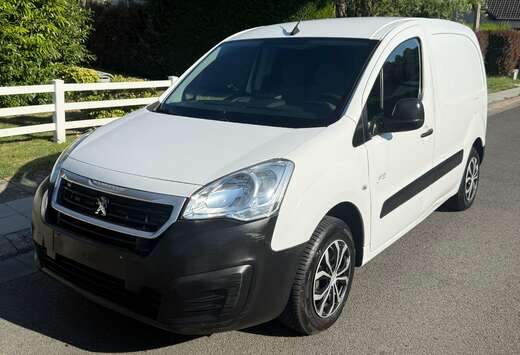 Peugeot Partner 1.6 BlueHDi L2H1 Premium Pack 121 S/S