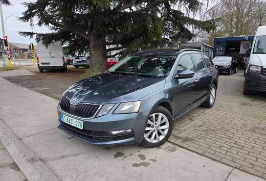 Skoda Octavia SW 1.6 CR TDi Style DSG (EU6.2)
