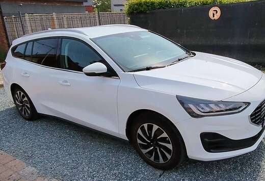 Ford Focus Clipper 1.0 EcoBoost MHEV Titanium Titaniu ...