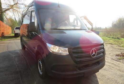 Mercedes-Benz 311CDi - FWD - A2H2