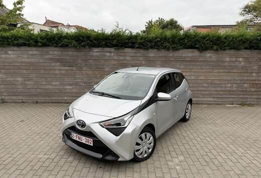 Toyota 1.0i VVT-i x-cite III