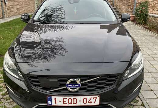 Volvo V60 Cross Country 2.0 D3 Black Edition (No Flee ...