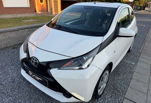Toyota Aygo 1.0i VVT-i x-play GARANTIE 1 AN