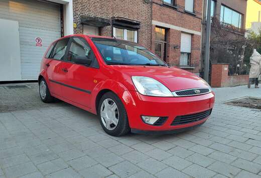 Ford Ford fiesta 1.2 benzine Gekeurd