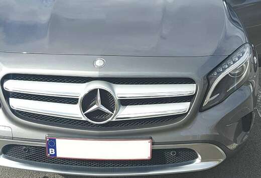 Mercedes-Benz GLA 200 CDI 7G-DCT