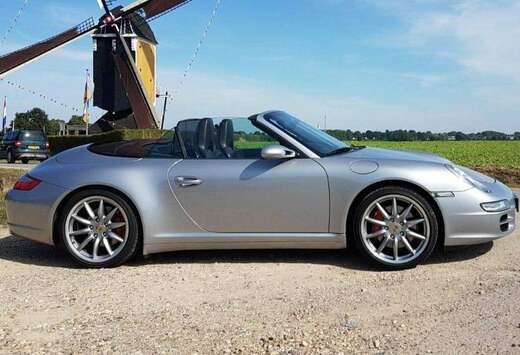 Porsche 911 Carrera 4S Cabriolet 3.8i Tiptronic S