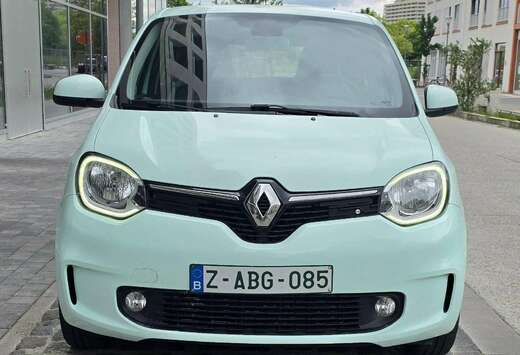 Renault Twingo 1.0i SCe Signature
