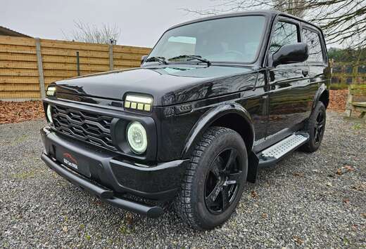 Lada Niva 4x4  URBAN