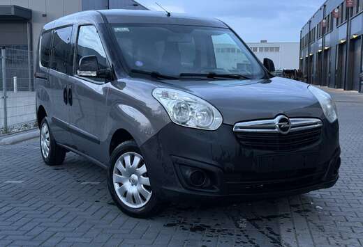 Opel Opel Combo 1.4 benzine 2012 gekeurd vvk
