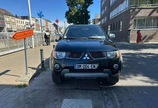 Mitsubishi 2.5 Turbo DI-D 4WD City Canyon