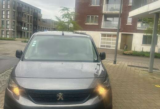 Peugeot 1.5 BlueHDi L1H1 Premium 120 S/S