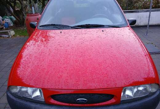 Ford 1.3i Limited