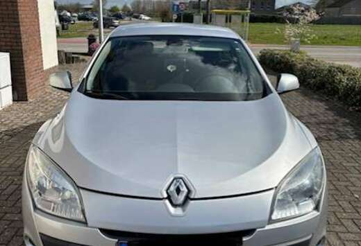 Renault 1.6i Expression