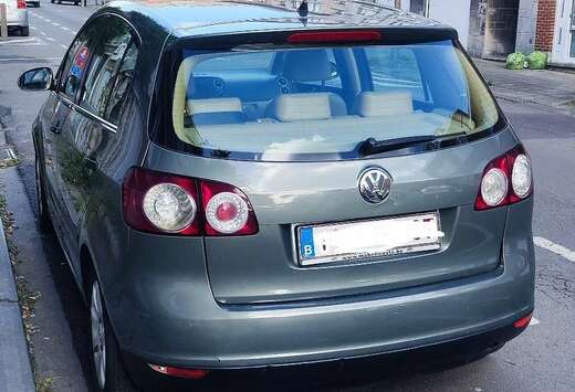 Volkswagen 1.6 16S FSI Confort