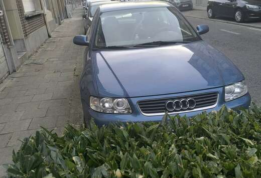 Audi 1.6i Ambition
