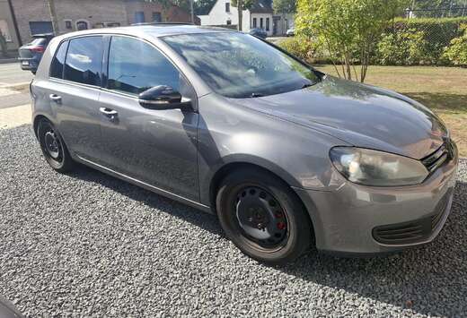 Volkswagen Golf 1.6 CR TDi Trendline DPF