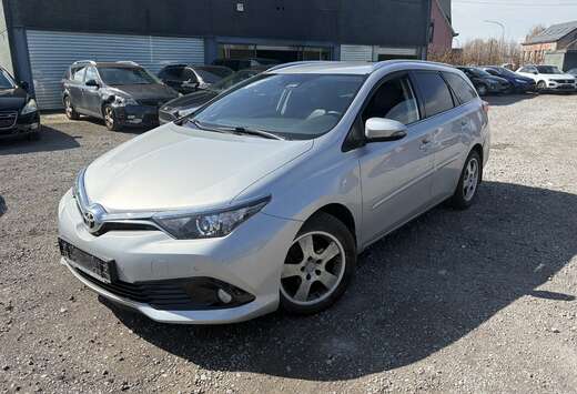 Toyota Auris SW 1.6 D-4D Dynamic Fume Blanc Legeremen ...