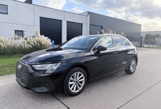 Audi A3 Sportback 35 TFSi/150pk/sensoren/CarPlay