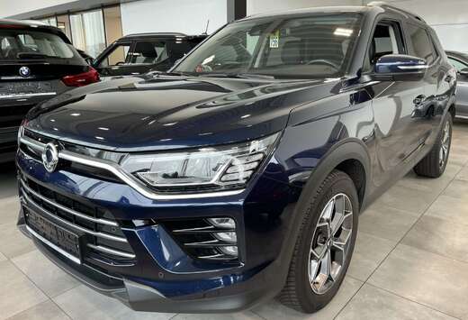 SsangYong Automaat / 2 ton sleep / Leder / DAB / Dies ...