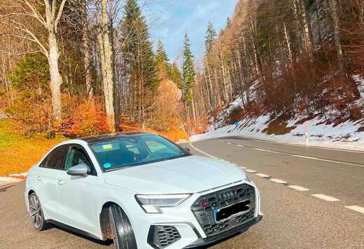 Audi TFSI Sportback quattro S tronic