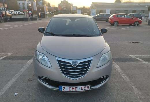 Lancia 0.9 TwinAir 85 ch Stop&Start Platinum