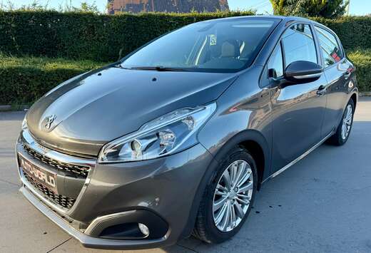Peugeot 208 Signature S