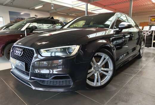 Audi 2.0 TFSI QUATTRO BERLINE *LED*BI XENON*NAVI*PDC*