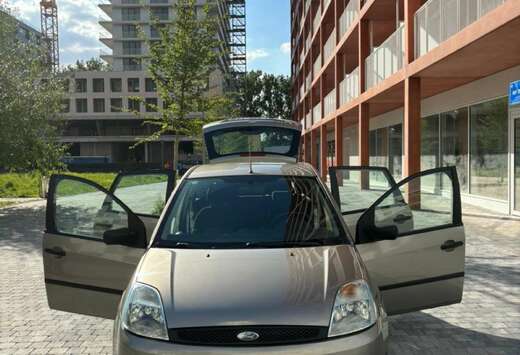 Ford 1.3i Trend