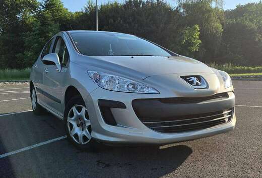 Peugeot 308 1.4i Confort Pack