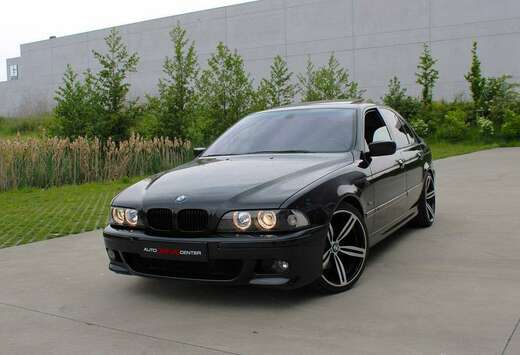 BMW i e39 Individual * Open dak * M-pack * M6 velgen