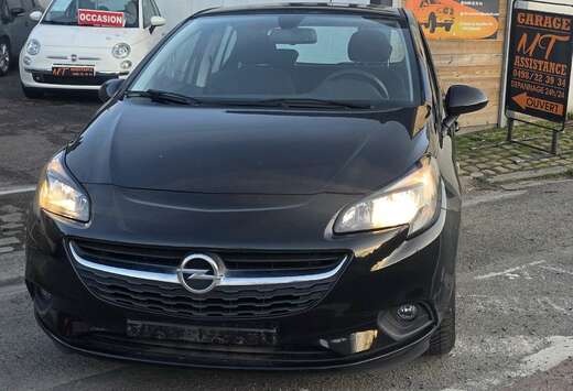 Opel Corsa 1.2i Black Edition