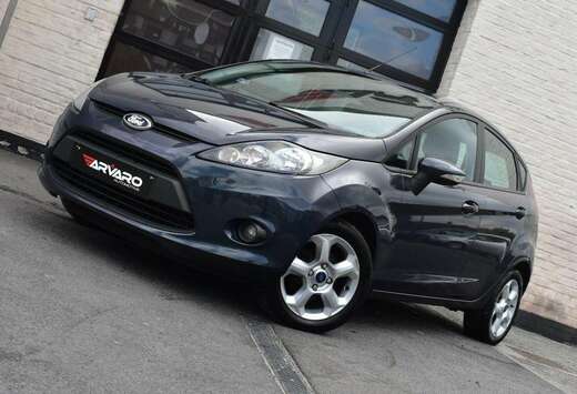 Ford 1.25i Titanium / Airco / PDC / Verw Zetels / Car ...
