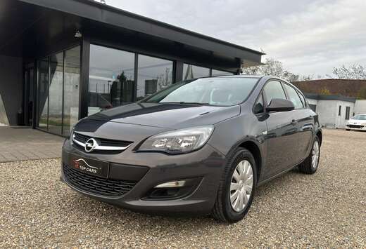 Opel Astra 1.4i Cosmo ** 12 Mois De Garantie **