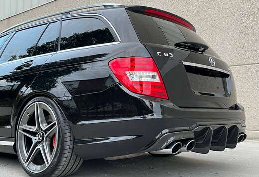 Mercedes-Benz C 63 AMG