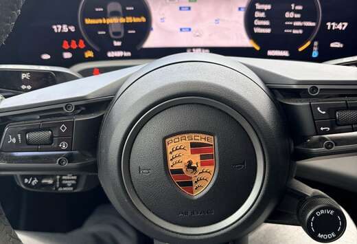 Porsche Cross Turismo 93.4 kWh 4S