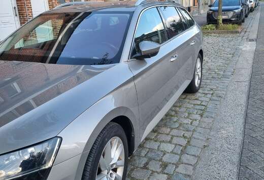 Skoda Superb 2.0 TDI DSG Style