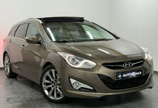 Hyundai SW 1.7 CRDi Go Navi - Boite Auto - Toit Pano