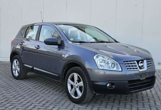 Nissan 1.6i 2WD Tekna Navi