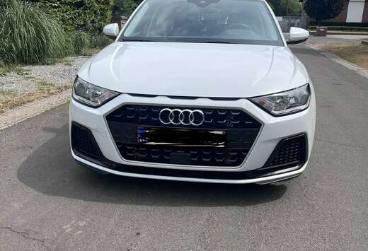 Audi Sportback 30 TFSI S line tronic