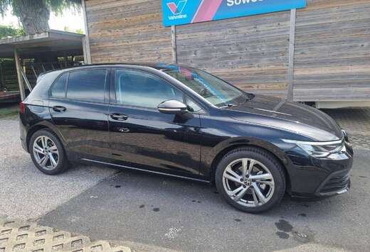 Volkswagen Golf 1.0 TSI Life Business OPF